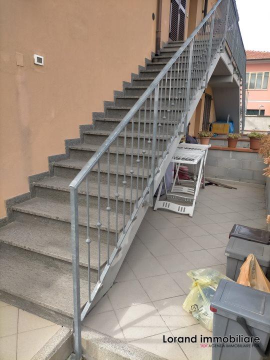 appartamento in vendita a Calcinaia in zona Fornacette