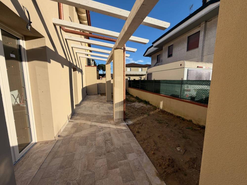 casa indipendente in vendita a Calcinaia