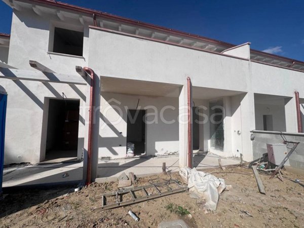 casa indipendente in vendita a Calcinaia