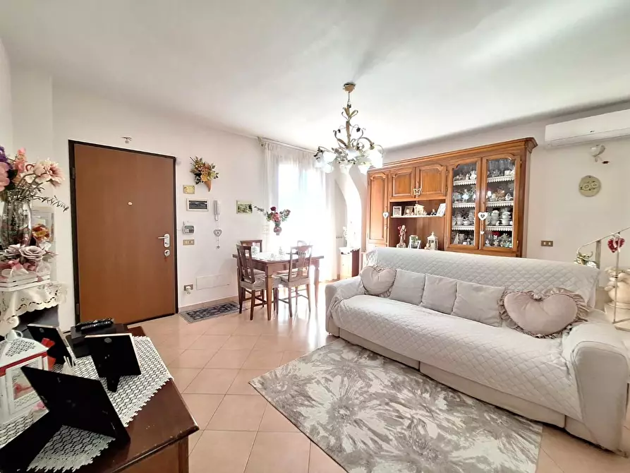 casa indipendente in vendita a Calcinaia in zona Fornacette