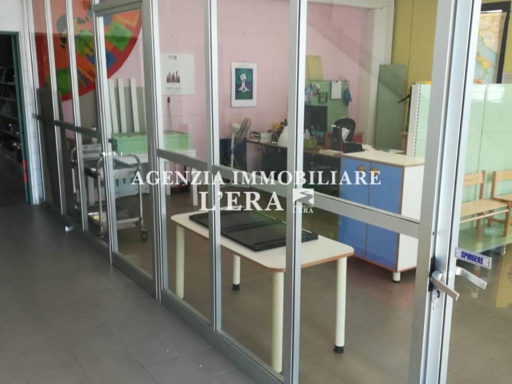 capannone in vendita a Calcinaia