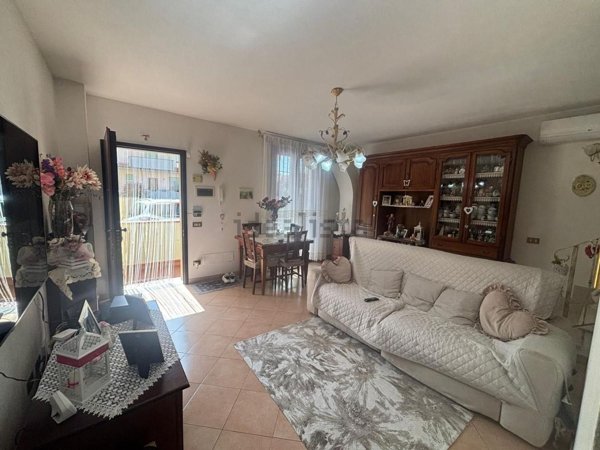 casa indipendente in vendita a Calcinaia in zona Fornacette