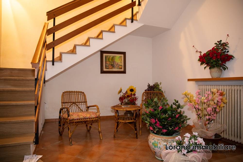 casa indipendente in vendita a Calcinaia in zona Fornacette