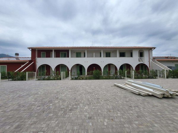 casa indipendente in vendita a Calcinaia in zona Fornacette
