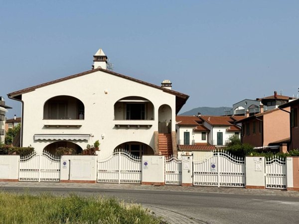 appartamento in vendita a Calcinaia