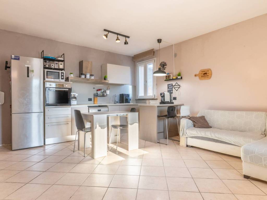 appartamento in vendita a Calcinaia in zona Fornacette