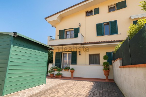 appartamento in vendita a Calcinaia in zona Fornacette