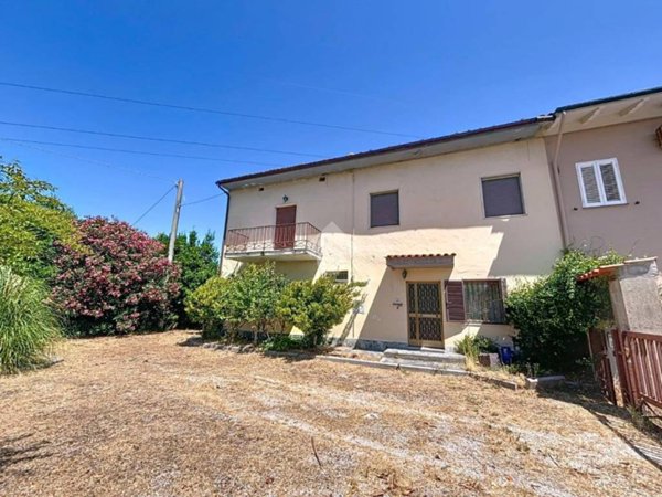 casa indipendente in vendita a Calcinaia in zona Fornacette