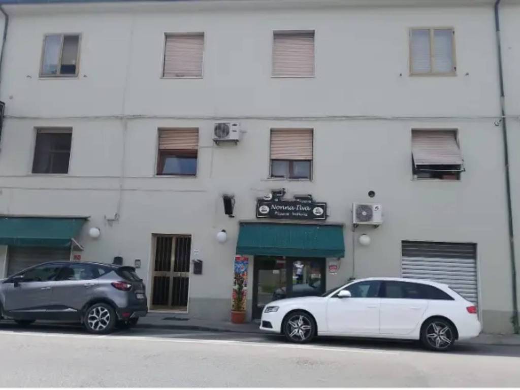 appartamento in vendita a Calcinaia in zona Fornacette