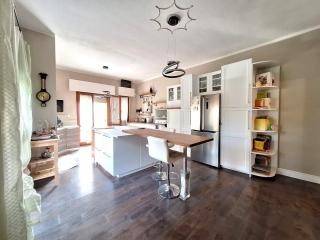 casa indipendente in vendita a Calcinaia