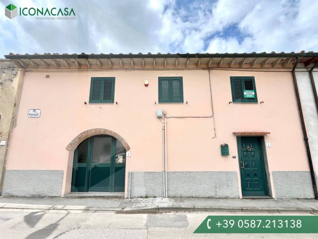 casa indipendente in vendita a Calcinaia