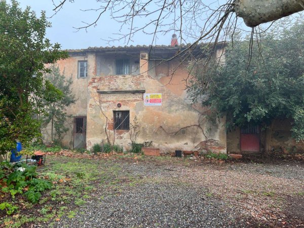 casale in vendita a Calcinaia in zona Fornacette
