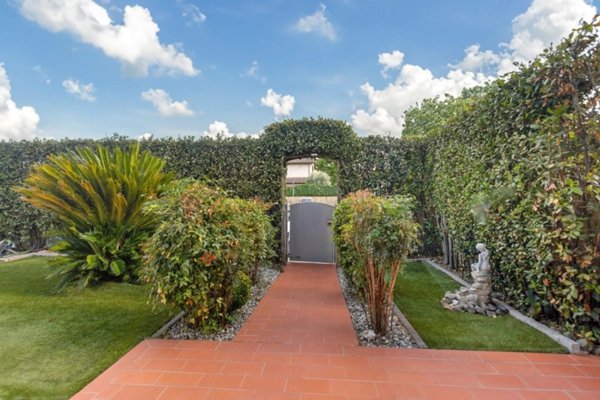 appartamento in vendita a Calcinaia in zona Fornacette