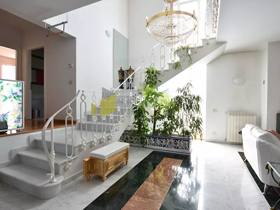 casa indipendente in vendita a Calcinaia