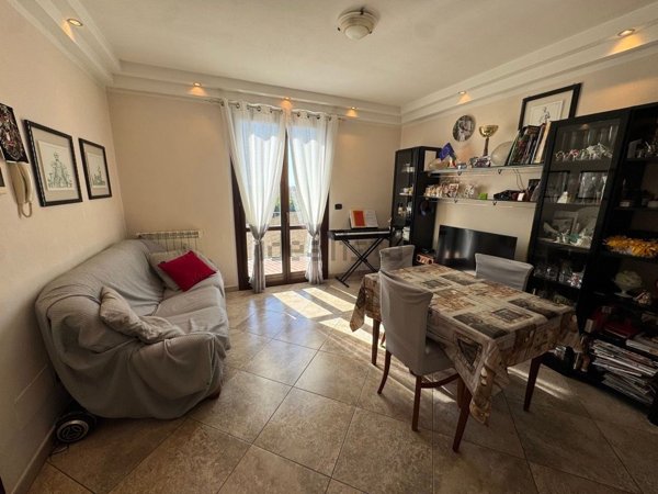 appartamento in vendita a Calcinaia in zona Fornacette