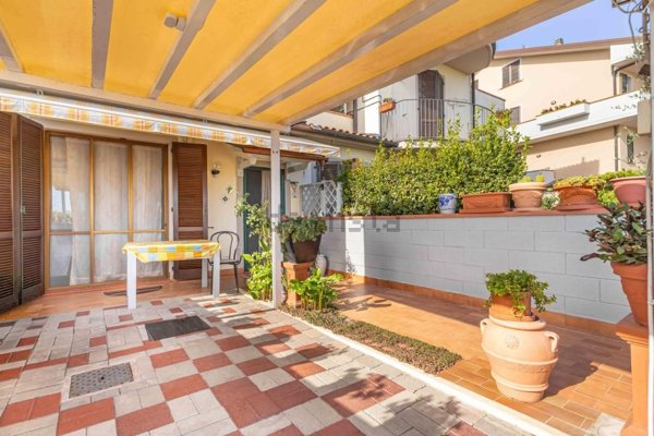 appartamento in vendita a Calcinaia in zona Fornacette