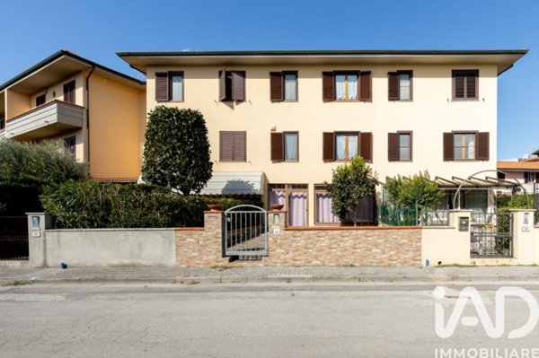 casa indipendente in vendita a Calcinaia in zona Fornacette