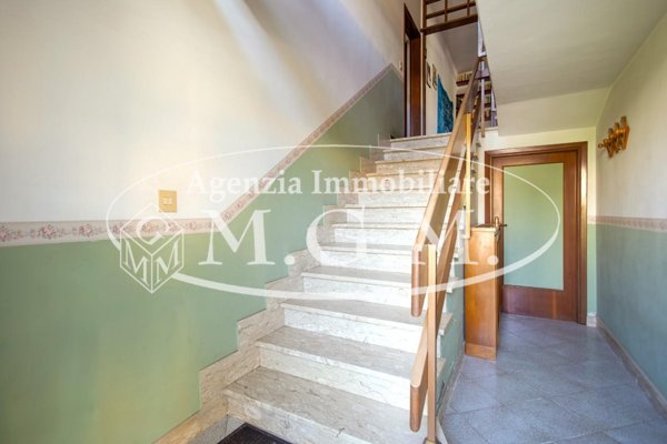 casa indipendente in vendita a Calcinaia