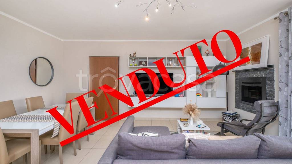 casa indipendente in vendita a Calcinaia in zona Case Bianche