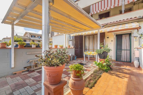appartamento in vendita a Calcinaia in zona Fornacette