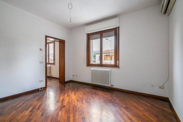 appartamento in vendita a Calcinaia in zona Fornacette