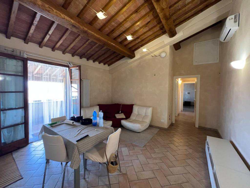 appartamento in vendita a Calcinaia in zona Fornacette