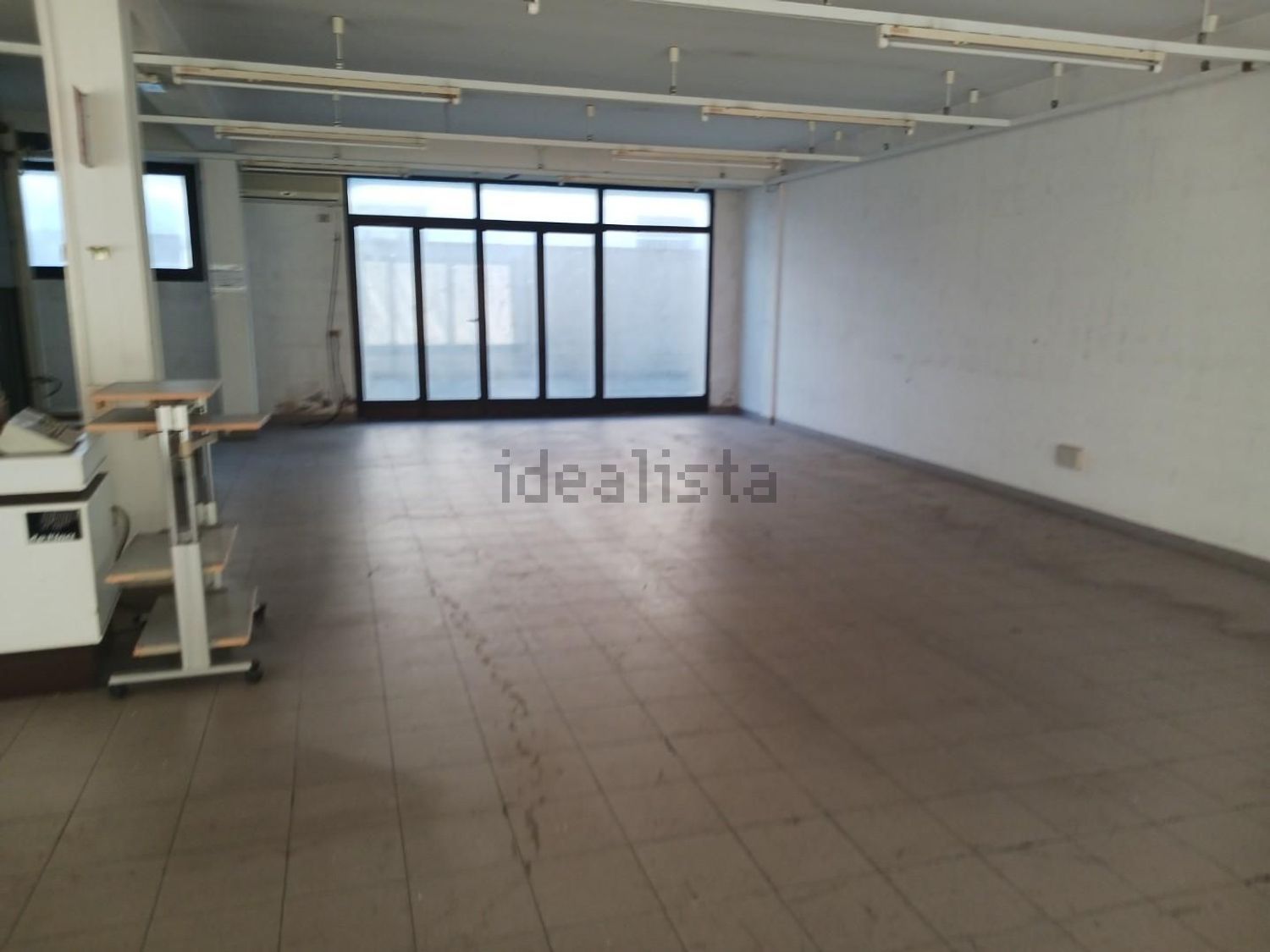 locale di sgombero in vendita a Calcinaia