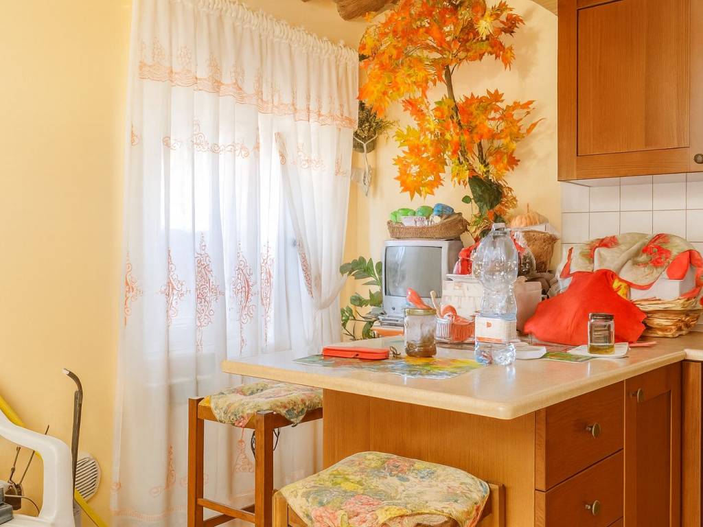 appartamento in vendita a Calcinaia in zona Fornacette