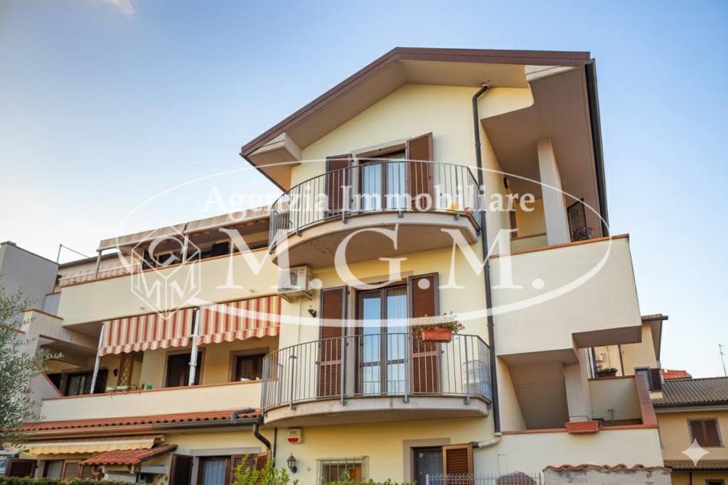 appartamento in vendita a Calcinaia in zona Fornacette