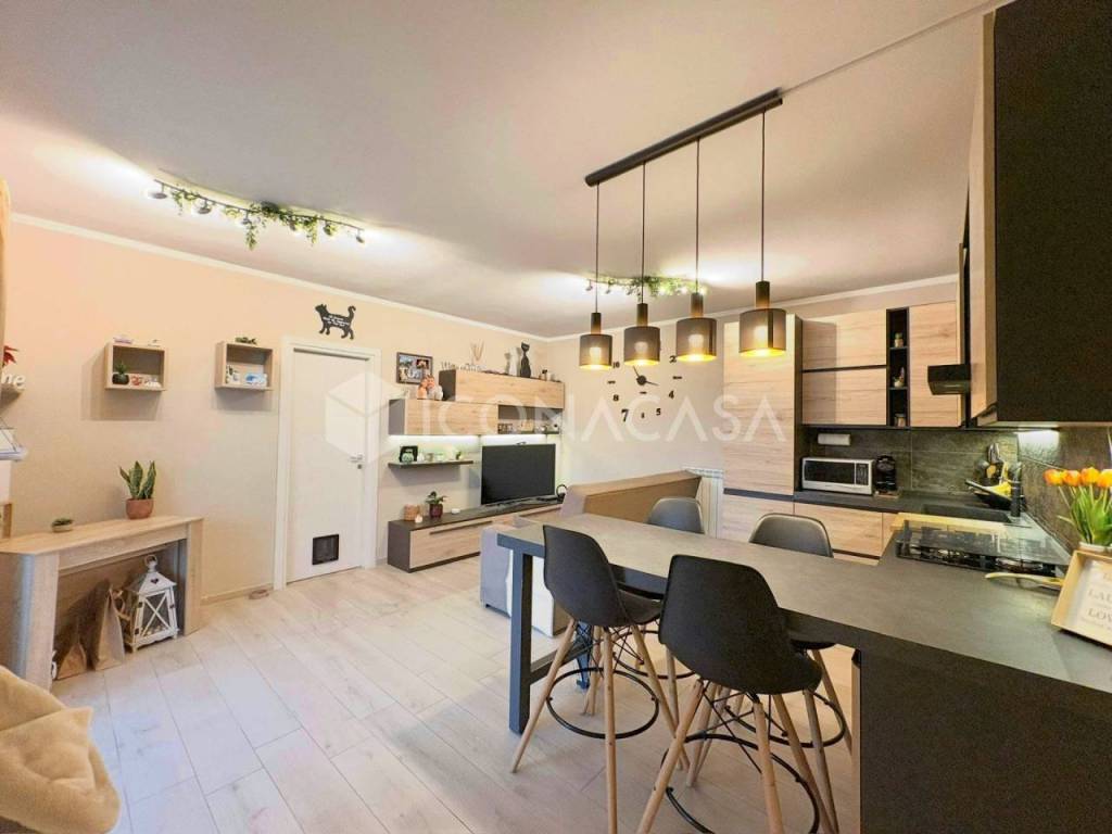 appartamento in vendita a Calcinaia in zona Fornacette