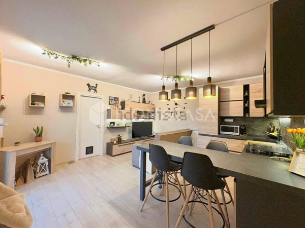 appartamento in vendita a Calcinaia in zona Fornacette