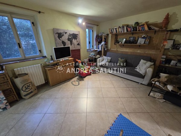 casa indipendente in vendita a Calcinaia in zona Fornacette