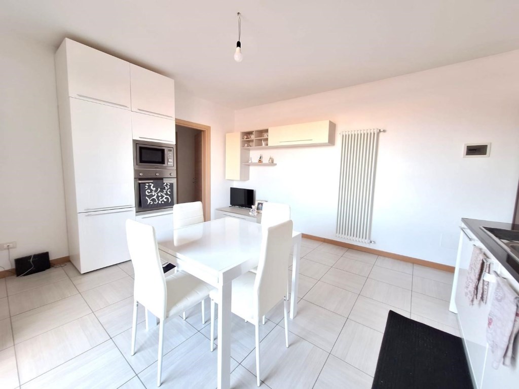 appartamento in vendita a Calcinaia in zona Case Bianche