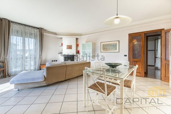 casa indipendente in vendita a Calcinaia