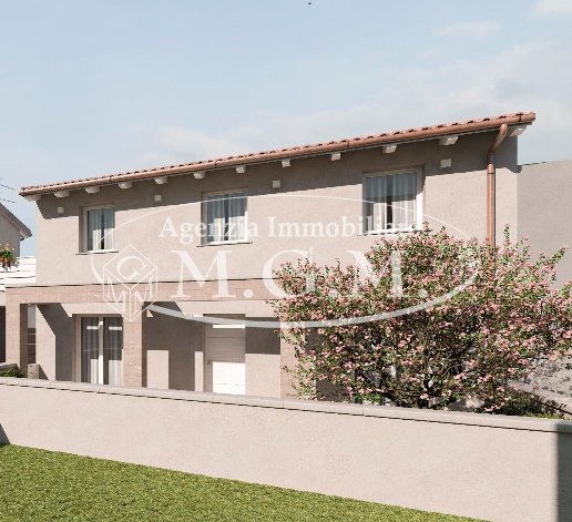 casa indipendente in vendita a Calcinaia