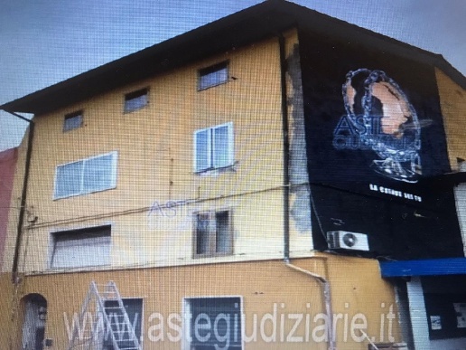 appartamento in vendita a Calcinaia in zona Fornacette