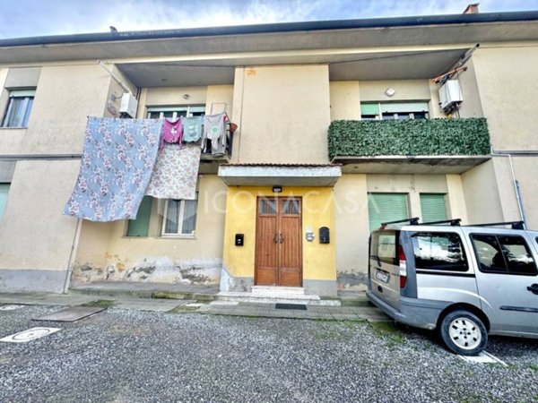 appartamento in vendita a Calcinaia in zona Fornacette