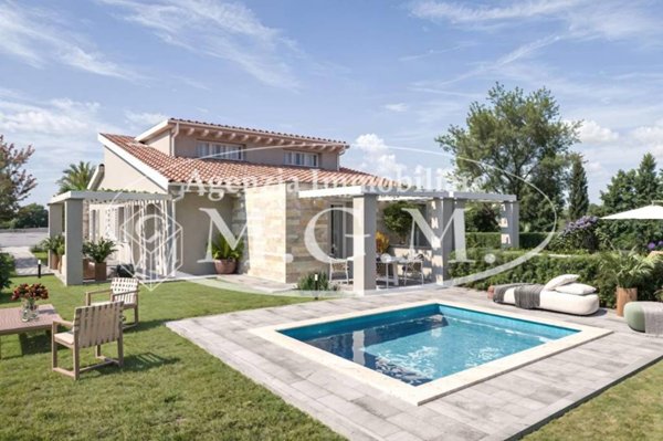 casa indipendente in vendita a Calcinaia