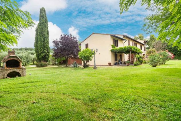 casa indipendente in vendita a Calcinaia