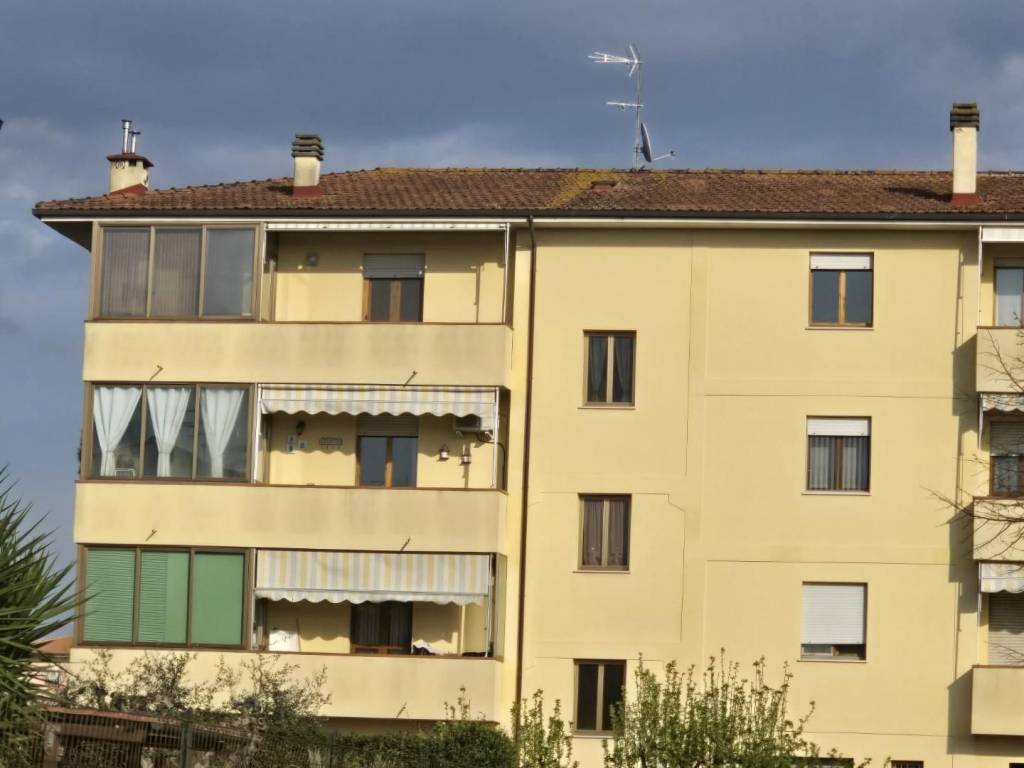 appartamento in vendita a Calcinaia in zona Fornacette