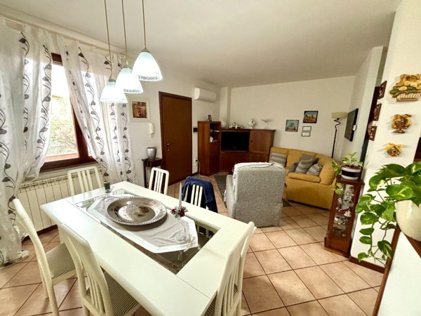 casa indipendente in vendita a Calcinaia in zona Fornacette