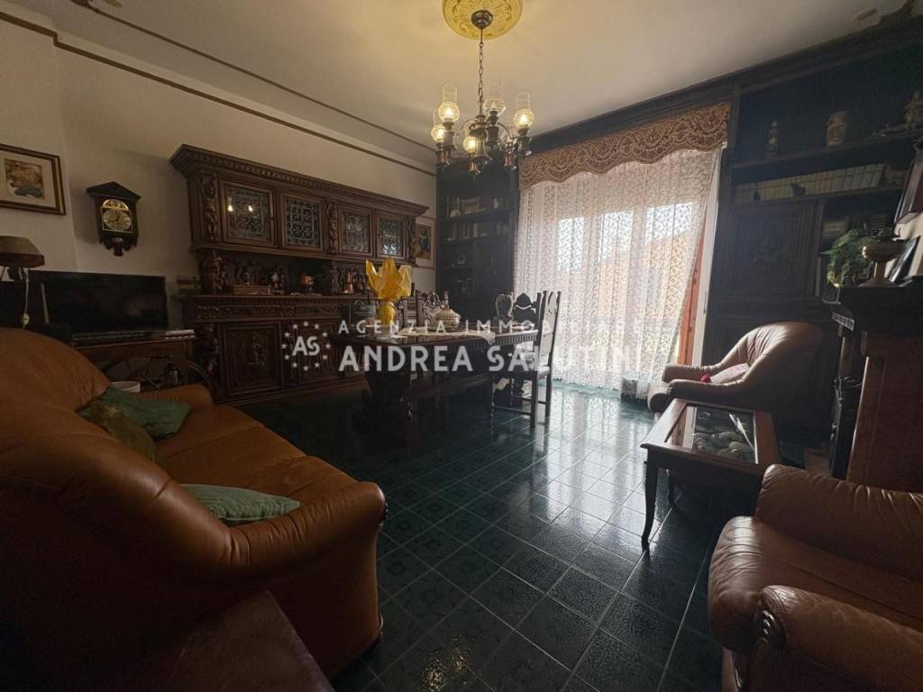 casa indipendente in vendita a Calcinaia