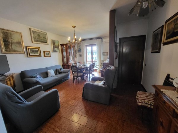 appartamento in vendita a Calcinaia in zona Fornacette