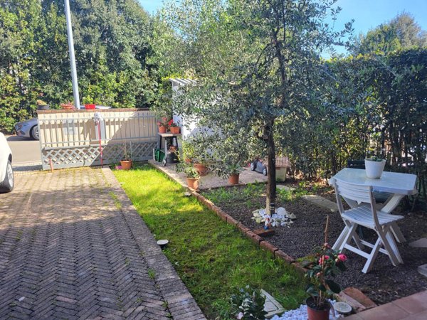appartamento in vendita a Calcinaia in zona Fornacette