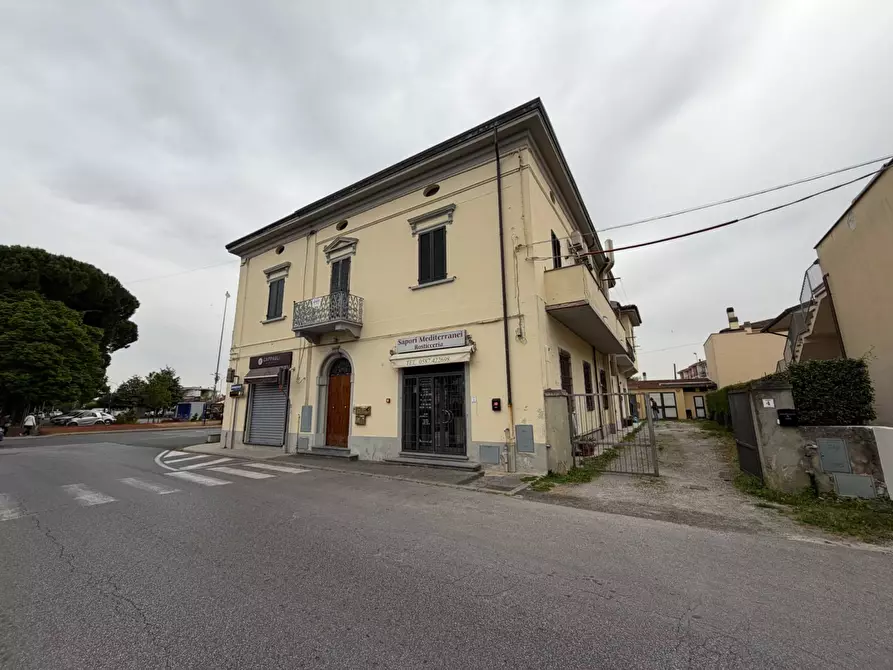 appartamento in vendita a Calcinaia in zona Fornacette
