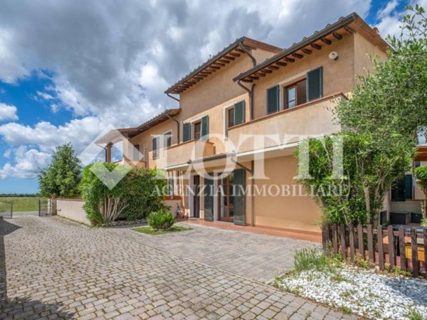 appartamento in vendita a Calcinaia in zona Sardina