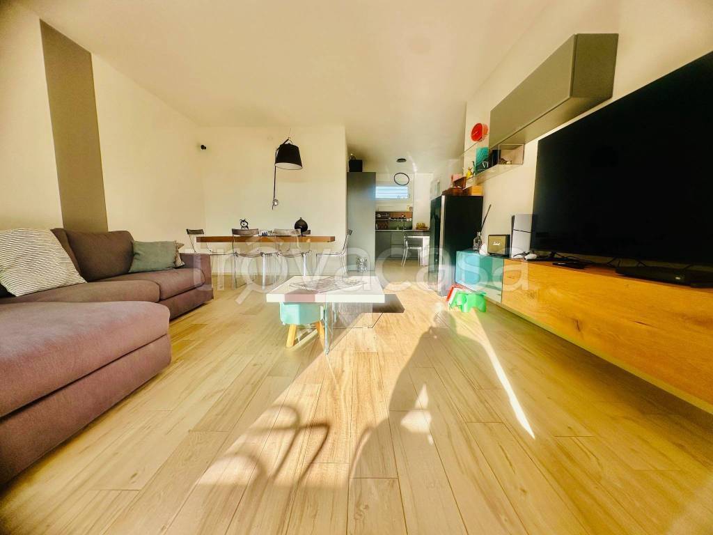 appartamento in vendita a Calcinaia in zona Sardina