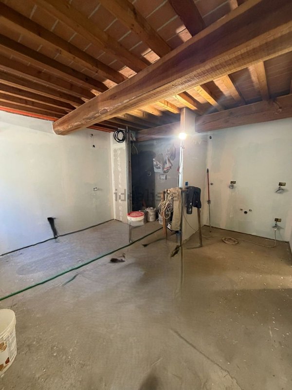 casa indipendente in vendita a Calcinaia in zona Sardina