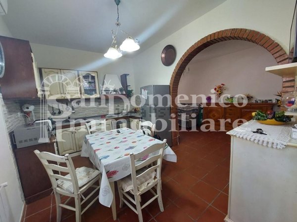 casa semindipendente in vendita a Calcinaia in zona Fornacette
