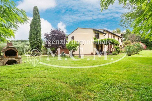 casa indipendente in vendita a Calcinaia in zona Sardina